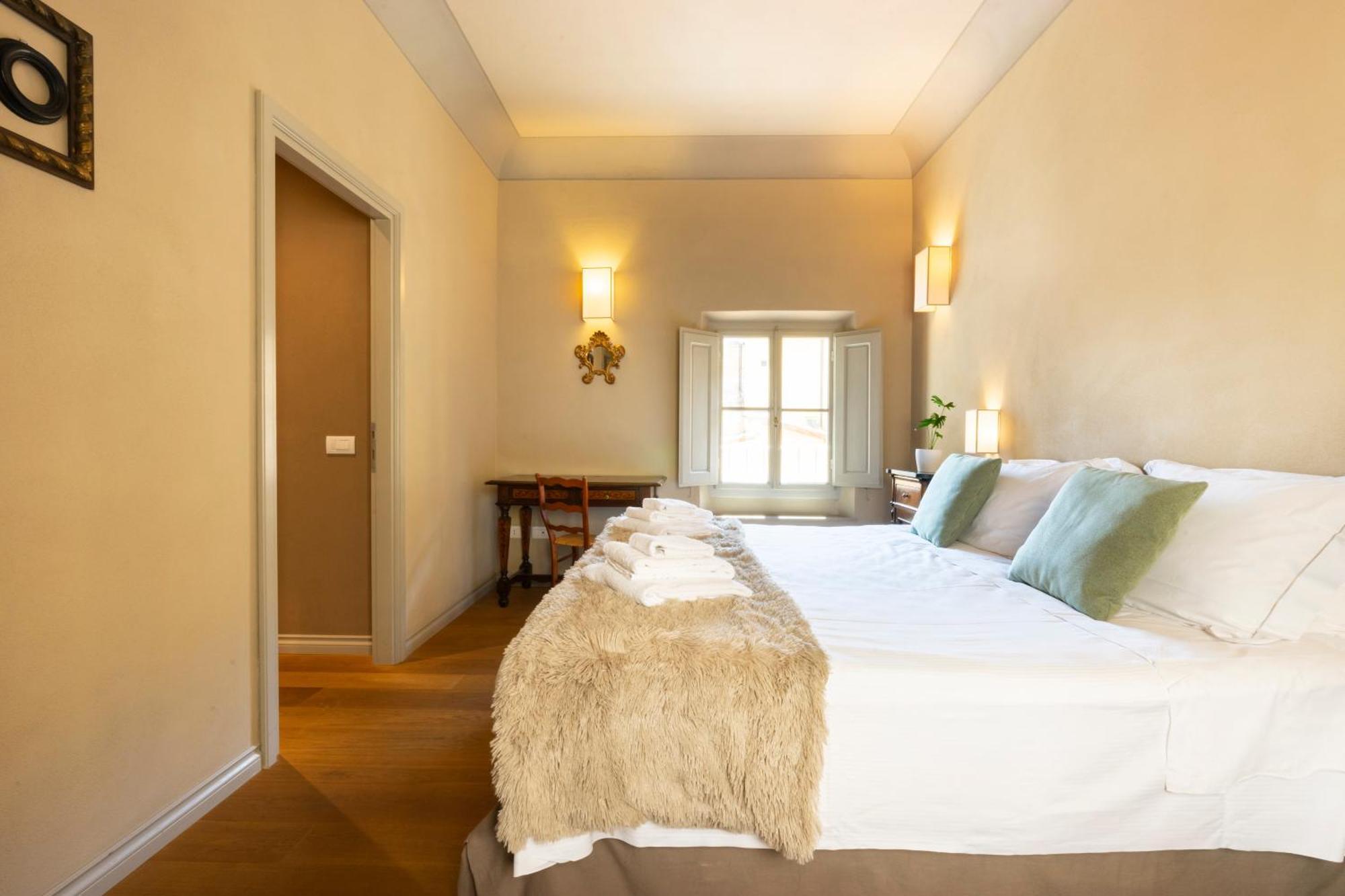 Lux Penthouse Palazzo Strozzi Florencia